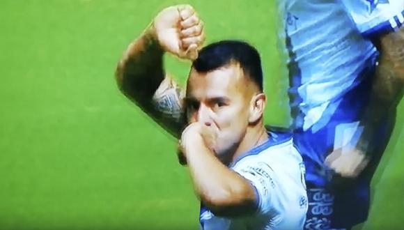 Estupendo cabezazo de Daniel Arreola para anotar el segundo gol del Puebla (Foto: captura)