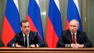 Ex presidente ruso Medvedev advierte que Moscú acelera producción de los “medios de destrucción más potentes”