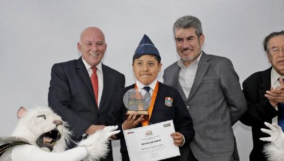 Niño de Moquegua es elegido como mejor cuentista turístico del Perú. (Foto: Andina)
