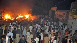 Pakistán: matan a tres mujeres por blasfemia en Facebook
