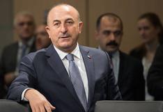 Turquía pide a Rusia e Irán que cumplan acuerdos y frenen ofensiva en Siria