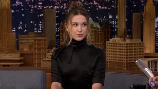 Millie Bobby Brown demostró en TV su talento para el canto | VIDEO