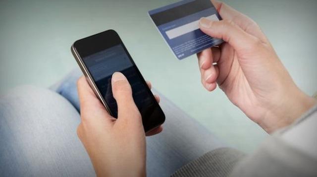 El 45% de las compras en móviles se realiza usando tarjetas