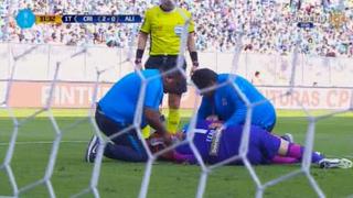 Alianza Lima vs. Sporting Cristal: Leao Butrón sufrió duro golpe tras choque con Marcos López | VIDEO