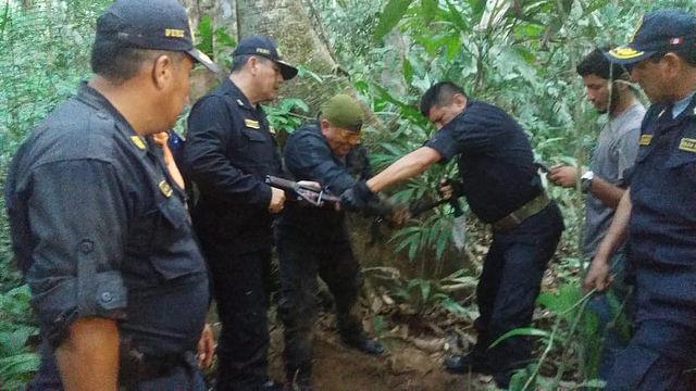 Madre de Dios: policía recupera cuatro fusiles robados de cuartel naval boliviano