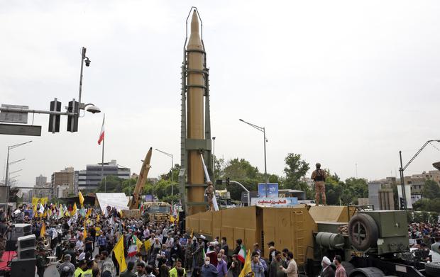 El misil Shahab 3 durante una manifestación que conmemora el día de al-Quds (Jerusalén) en Teherán, el 29 de abril de 2022. (Foto de AFP).