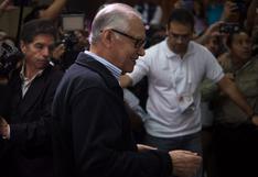Presidente de Guatemala vota y pide a ciudadanía defender democracia