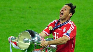 Claudio Pizarro se luce como comentarista deportivo de la Bundesliga