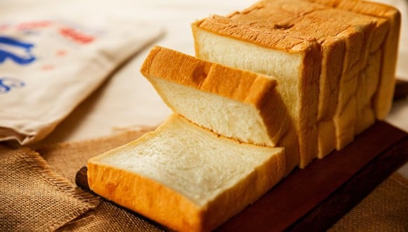 Un pan de molde cortado en varias tajadas. | Imagen referencial: Charles Chen / Unsplash