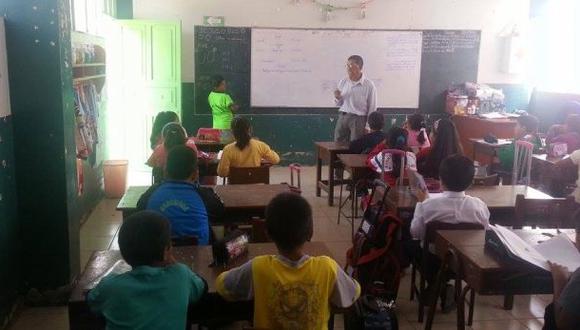 Colegio en Punta de Bombón ya reinició clases la semana pasada