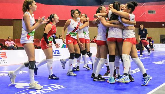Selección peruana de vóley Sub 18 superó 3-0 a Puerto Rico y se coronó en la Copa Panamericana de la categoría en México. (Foto: FPV)