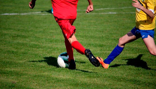 La conmovedora carta de un niño de 10 años que lesionó a un rival en un partido de fútbol. (Pixabay)