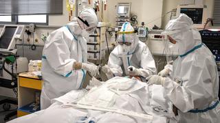 Grecia bate récord de contagios de coronavirus y hospitales comienzan a saturarse