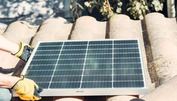 Cada vez son más los hogares que emplean paneles solares y cuidan así el medio ambiente. (Foto: Pexels)