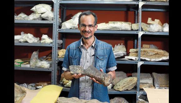 Paleontólogo Iván Meza Vélez, paleontólogo deL Museo de Historia Natural que participó del hallazgo de restos de un Plesiosaurio en el morro solar. 


FOTOS  JUAN PONCE VALENZUELA
