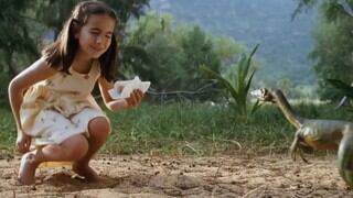 ¿Qué pasó exactamente con la niña que es atacada al comienzo de “Jurassic Park 2”?