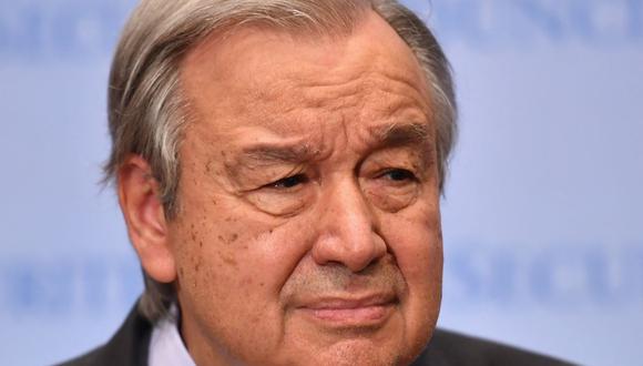 El secretario general de la ONU, Antonio Guterres, habla durante una conferencia de prensa en la sede de las Naciones Unidas en la ciudad de Nueva York el 22 de febrero de 2022. (ÁNGELA WEISS / AFP).