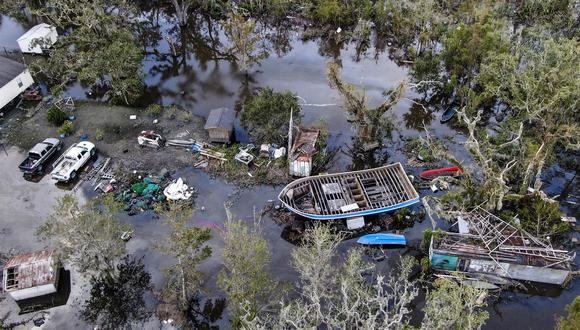 Una foto aérea realizada con un dron muestra los daños causados ​​por el huracán Ida en Jean Lafitte, Louisiana, Estados Unidos. (EFE / EPA / TANNEN MAURY).
