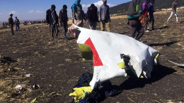 Un avión Boeing 737 de Ethiopian Airlines se estrella con 157 personas a bordo en un vuelo a Kenia sin dejar sobrevivientes. (Reuters).