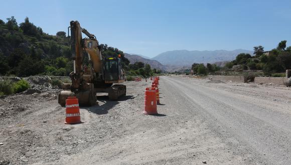 Se estima cerca de S/30.000 millones en obras paralizadas, indicó Perucámaras. (Foto: GEC)