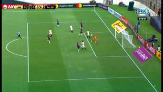 ¡Increíble! Frente al arco y sin marca, Juan Aguilar se perdió el 1-0 a favor de Cerro Porteño | VIDEO