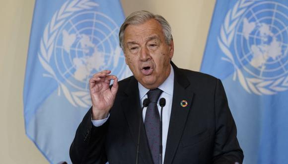 Antonio Guterres, secretario general de Naciones Unidas, habla a los periodistas durante el 76o período de sesiones de la Asamblea General de la ONU en Nueva York. (Foto: John Minchillo / POOL / AFP).