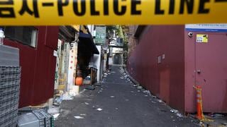 Así es el callejón donde murieron aplastadas 154 personas en la tragedia de Halloween en Corea del Sur