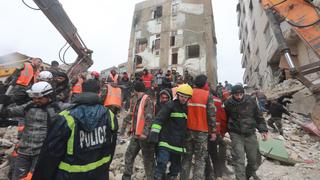 Al menos 1.444 muertos en Siria tras potente terremoto con epicentro en Turquía