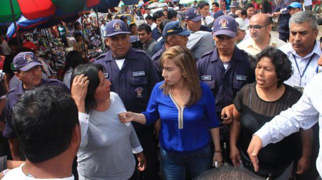 Chiclayo: alcaldesa evalúa desalojar a comerciantes informales - 1