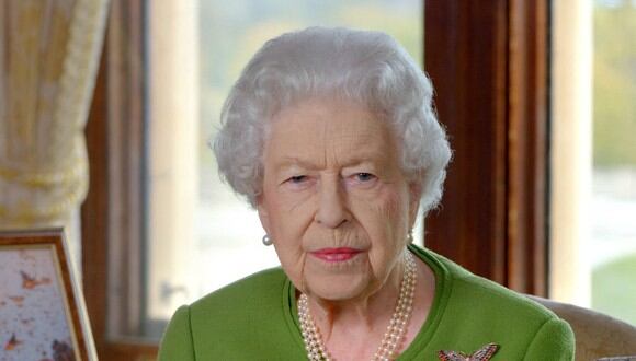 Isabel II del Reino Unido ha tomado medidas para estar a salvo del COVID-19. (Foto: AFP)