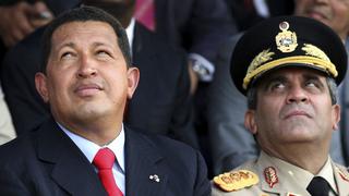 Muere de COVID-19 Raúl Baduel, el general que ayudó a Hugo Chávez a regresar al poder y terminó como preso político