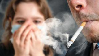 Día Mundial Sin Tabaco: Humo de segunda mano puede convertir a tu hijo en fumador activo