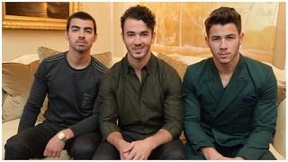 Los Jonas Brothers se unen a la fiebre de TikTok e imitan a las Kardashians