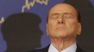 Condena de Berlusconi por fraude no será rebajada, afirma Napolitano