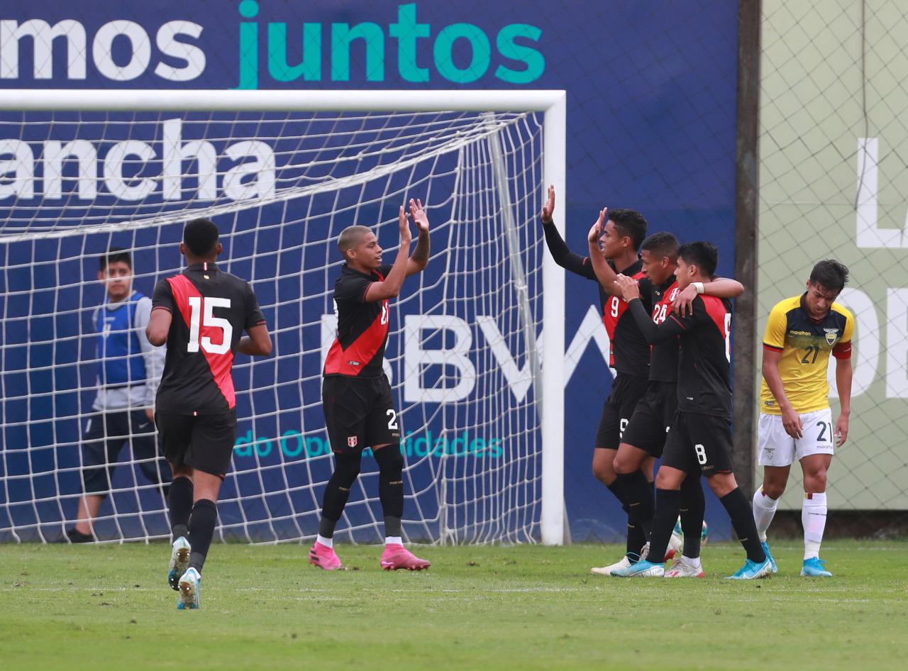 Perú derrotó a Ecuador con goles de Quevedo y Pacheco. (Foto: GEC)