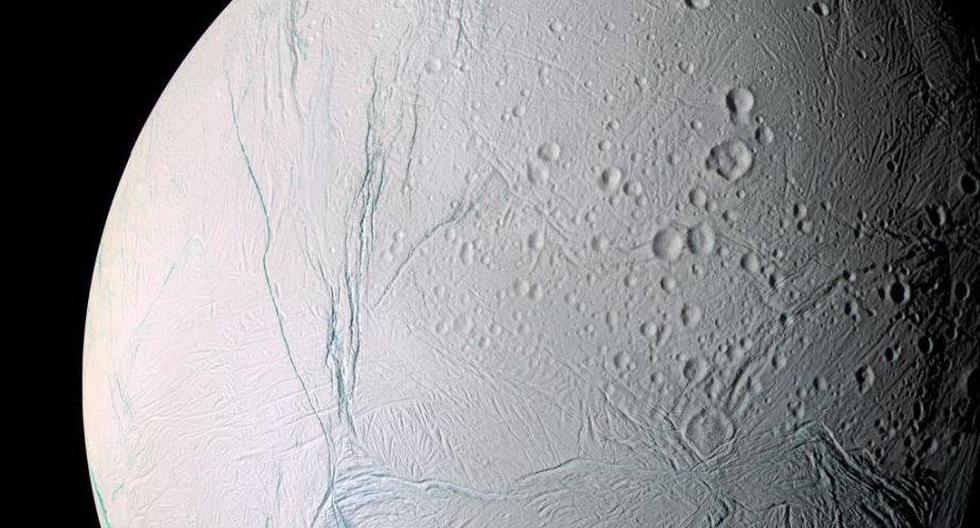Encelado, una de las lunas de Saturno. (Foto: NASA)
