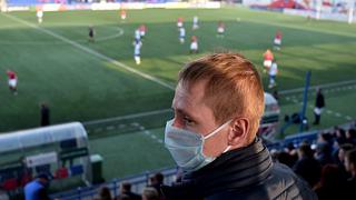 Señal de alerta en Bielorrusia: se suspendieron dos partidos por sospechas de coronavirus en jugadores