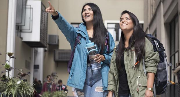 Fátima Sotomayor and Daniela Cabrera are the Misias but travelers.  (Photo: Karen Zárate/ GEC)