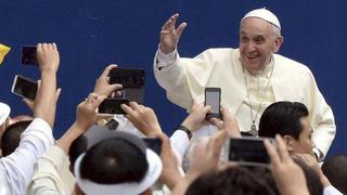 Papa Francisco rifará desde un auto hasta una cafetera