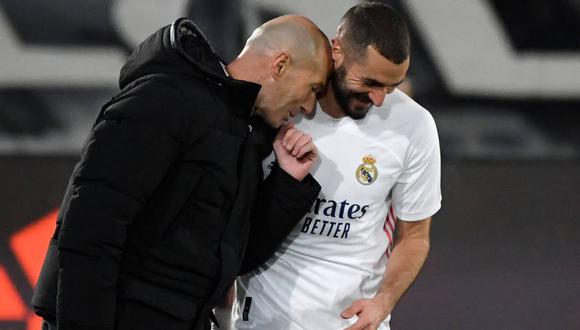 Zinedine Zidane confirmó la vuelta de Karim Benzema para el Real Madrid vs. Atlético de Madrid. (Foto: AFP)