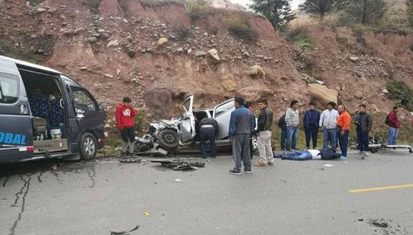 La Oroya: accidente vehicular dejó dos muertos y 9 heridos. (Foto: Andina)