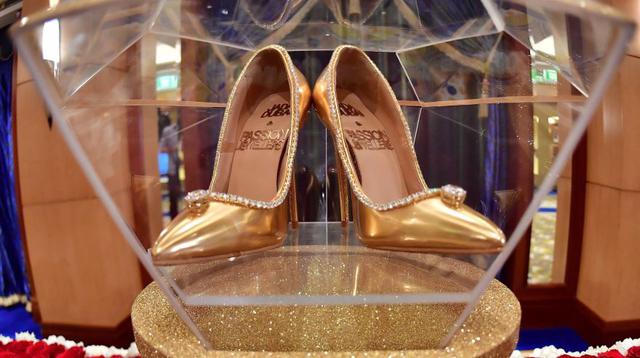 Dubái: Joyero vende zapatos con diamantes por US$17 millones. (Foto: AFP)
