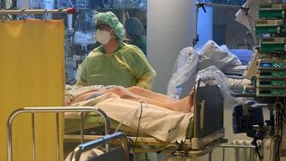 Alemania supera los 100.000 muertos por coronavirus en el peor momento de la pandemia: “La situación es grave”