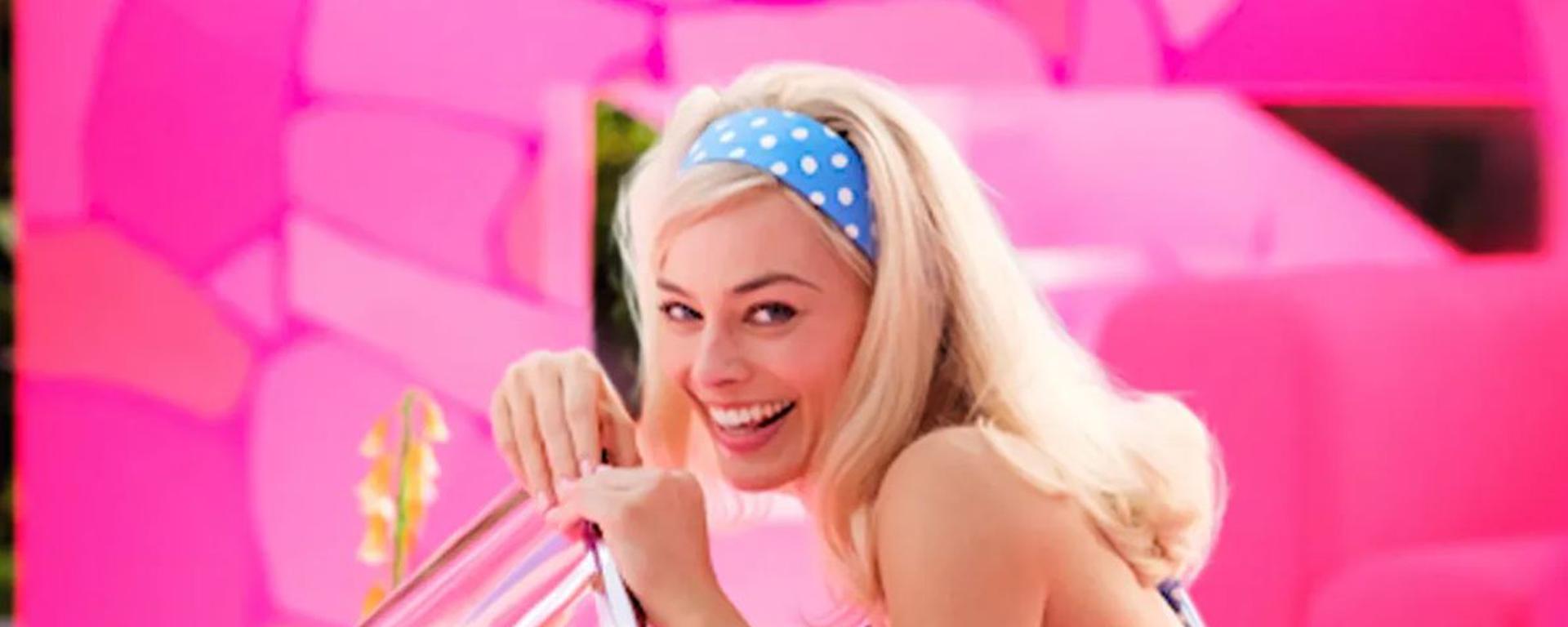 “Barbie”: Una audaz parodia de la masculinidad y los roles de género que arrasa en Hollywood 