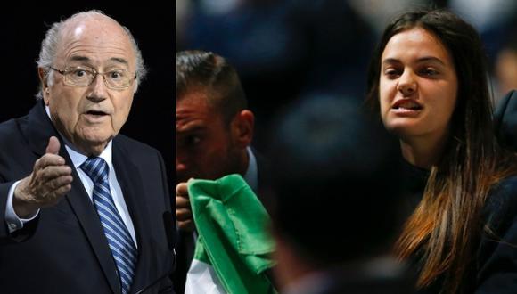 FIFA: Activistas le sacaron tarjeta roja a Blatter [VIDEO]