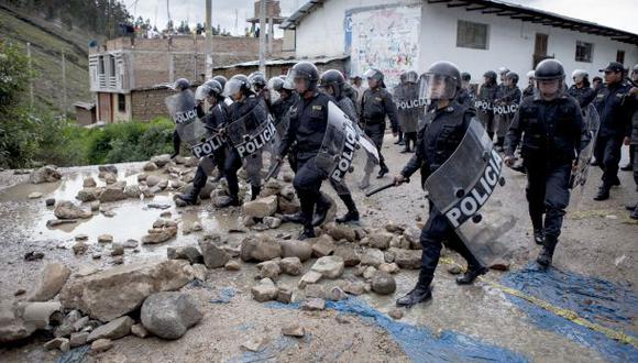 Antimineros bloquearon vías en marcha contra proyecto Conga