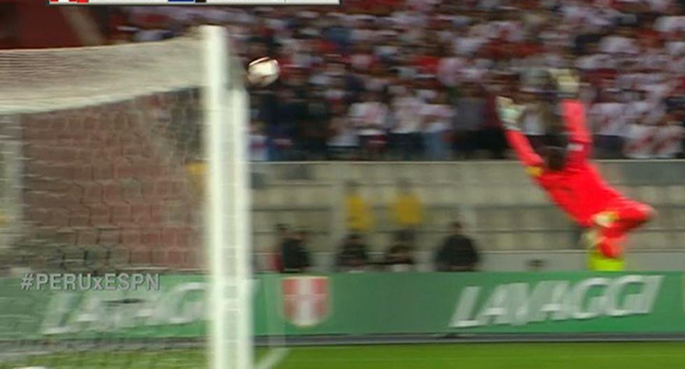 Casi llega el primer gol del partido de la mano de Luis Advíncula. (Foto: ESPN | Video: Movistar)
