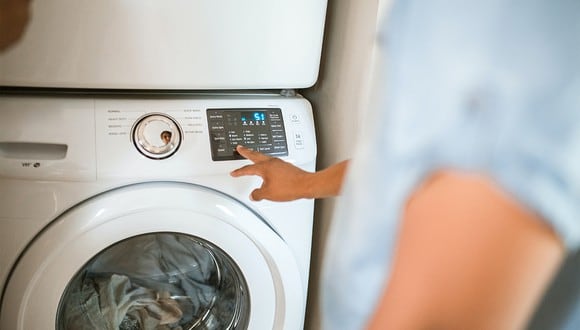 La lavadora es completamente esencial en los hogares, sin embargo, podrías consumir mucha luz sino cuidamos de su uso (Foto: @RODNAE Productions / Pexels)