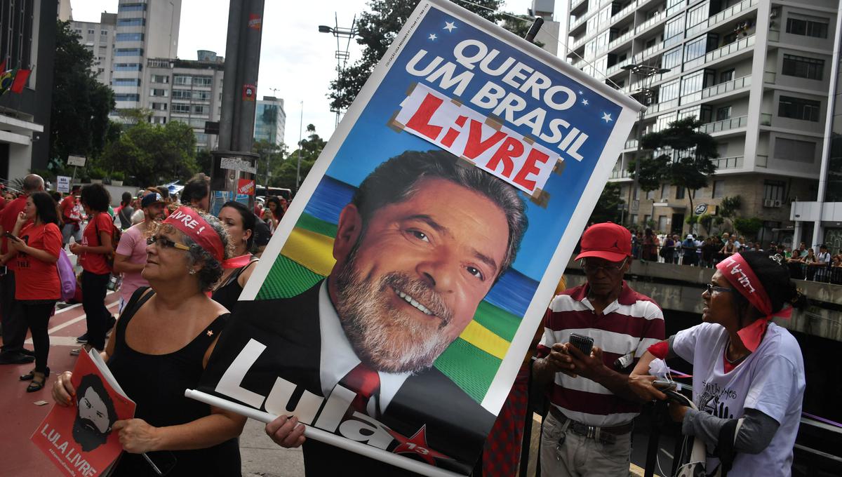 Lula da Silva fue presidente de Brasil entre el 2003 y 2011. Actualmente cumple una pena de ocho años y diez meses de prisión por corrupción. (Foto: AFP). NELSON ALMEIDA / AFP)