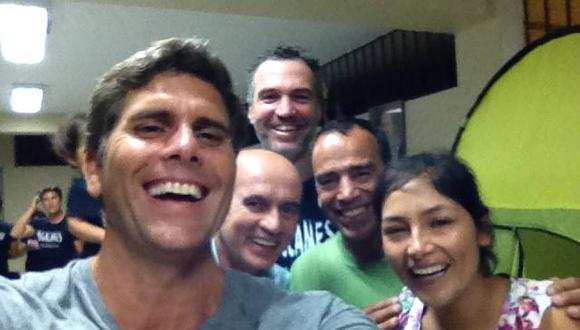 Elenco de "Magallanes" se une a la fiebre de los 'selfies'
